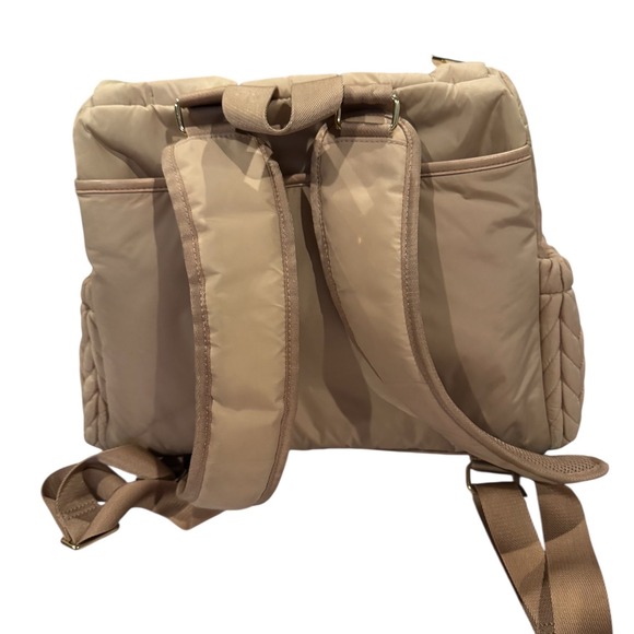 Happ Levy Backpack - Picture 15 of 16